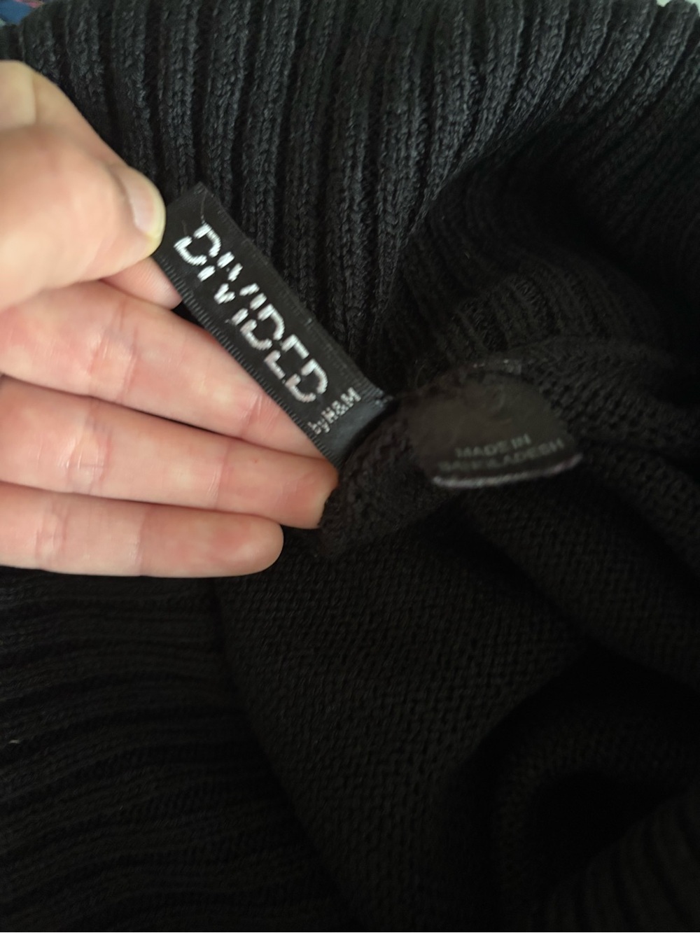 H&M Black Short-Sleeve Cowl Neck Sweater S - Picture 2 of 7